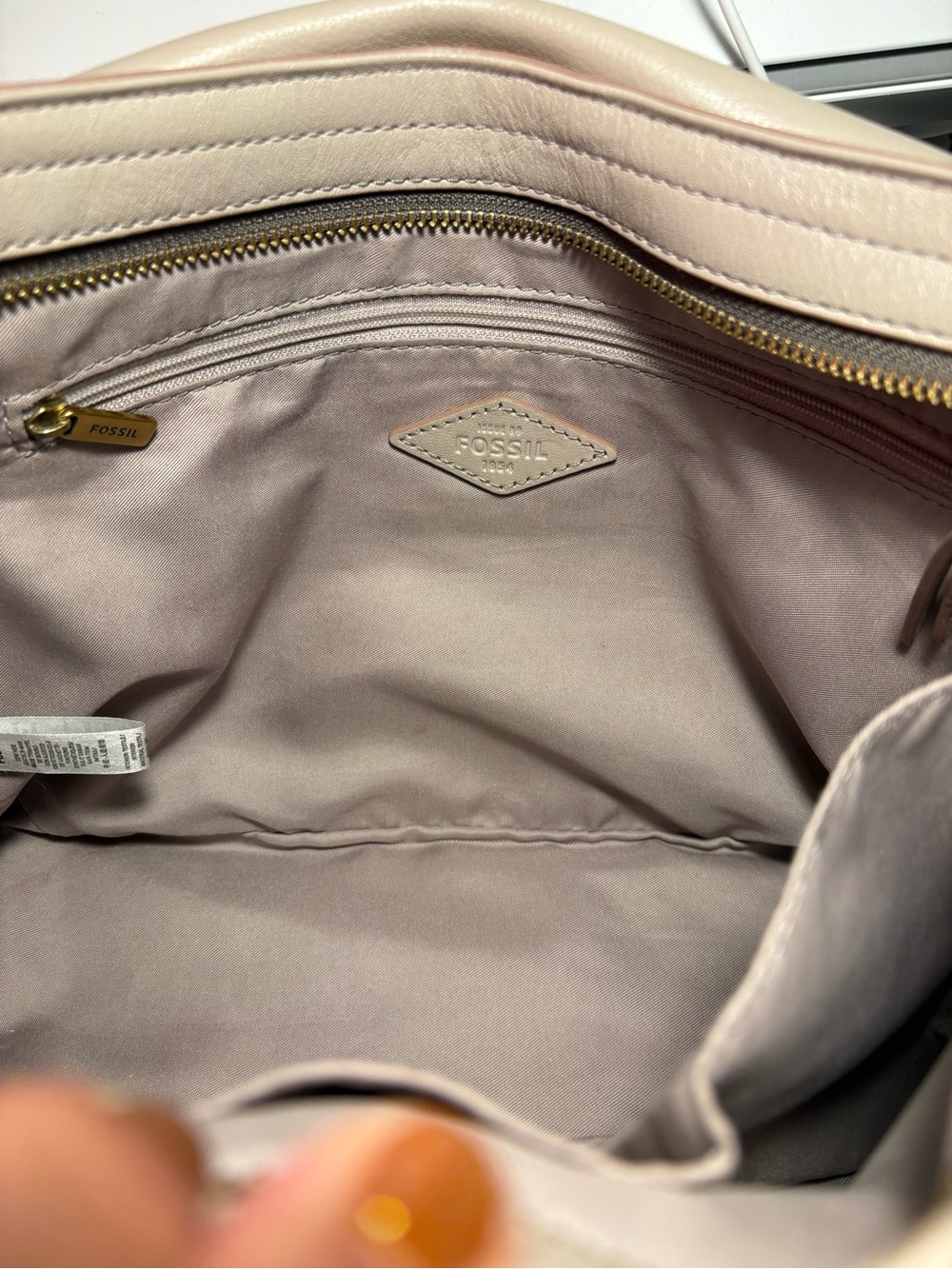 Fossil | Large Harper Flap Crossbody Bag - Picture 12 of 17